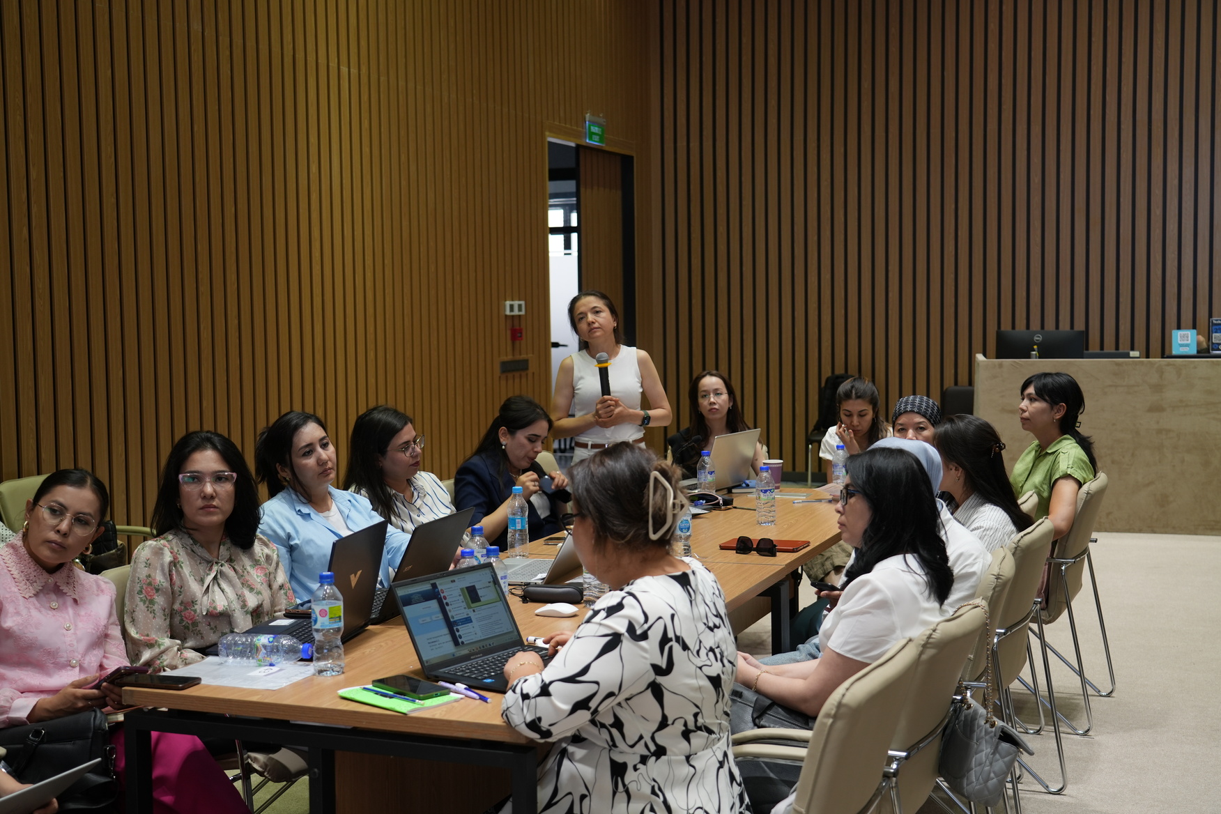 Lab Hosts Research Publishing Bootcamp for 100 Female Scholars